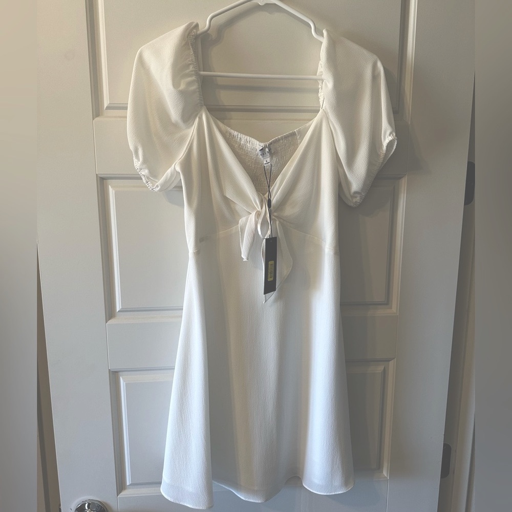 Gianni Bini White Short Dress
